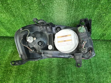 ФАРА НА MAZDA TRIBUTE EPEW