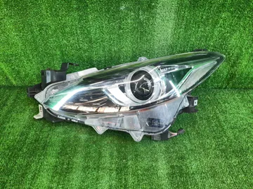 ФАРА НА MAZDA AXELA BM5AP