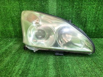 ФАРА НА TOYOTA HARRIER ACU30W