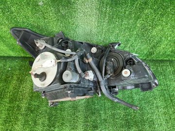 ФАРА НА TOYOTA HARRIER ACU30W