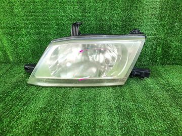 ФАРА НА NISSAN AD Y11