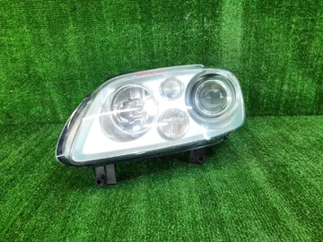 ФАРА НА VOLKSWAGEN TOURAN 1T1