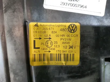 ФАРА НА VOLKSWAGEN TOURAN 1T1