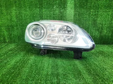 ФАРА НА VOLKSWAGEN TOURAN 1T1