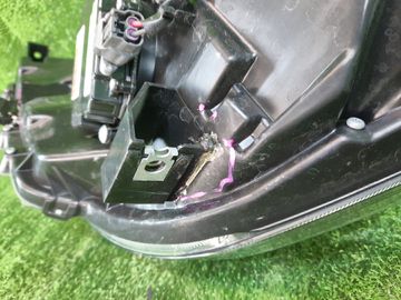 ФАРА НА NISSAN NOTE E11