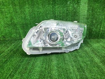 ФАРА НА TOYOTA COROLLA  AXIO NZE141
