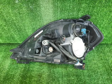 ФАРА НА NISSAN TEANA J31
