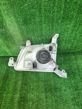 ФАРА НА TOYOTA TOWN ACE NOAH SR40G