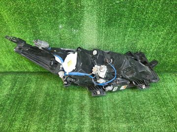 ФАРА НА MAZDA AXELA BLEAP