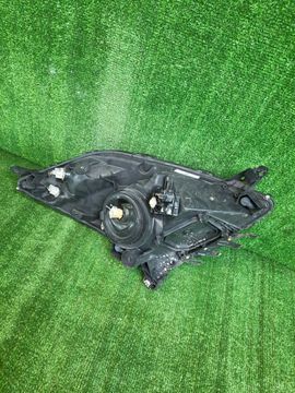 ФАРА НА TOYOTA PRIUS NHW20