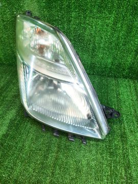 ФАРА НА TOYOTA PRIUS NHW20