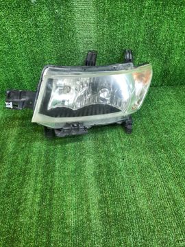 ФАРА НА TOYOTA BB QNC20