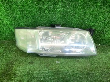 ФАРА НА MITSUBISHI CHARIOT GRANDIS N84W