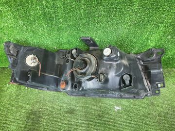 ФАРА НА MITSUBISHI CHARIOT GRANDIS N84W