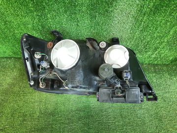 ФАРА НА TOYOTA CROWN MAJESTA JZS177
