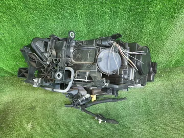 ФАРА НА AUDI A4 8K2