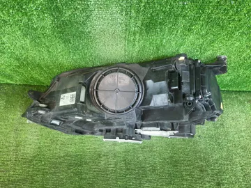 ФАРА НА VOLKSWAGEN GOLF 5G1
