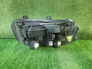 ФАРА НА AUDI A4 8E