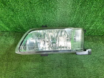 ФАРА НА NISSAN SUNNY B15