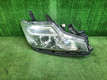 ФАРА НА HONDA STEPWGN RK5