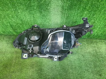 ФАРА НА BMW 525I E60