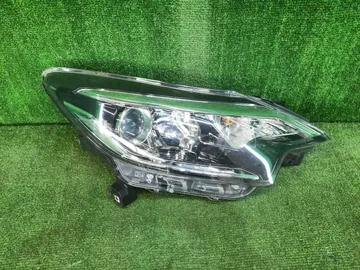 ФАРА НА NISSAN NOTE E12