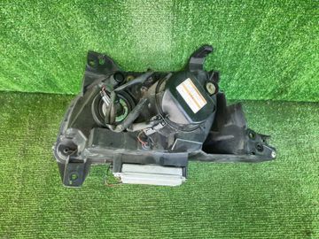 ФАРА НА MAZDA MPV LW5W