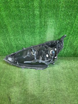 ФАРА НА TOYOTA AQUA NHP10