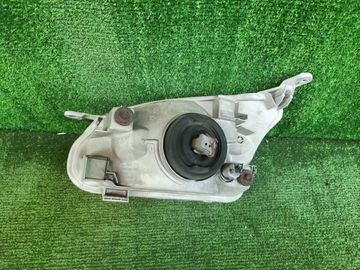 ФАРА НА TOYOTA COROLLA SPACIO AE111N