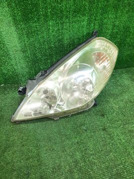 ФАРА НА NISSAN WINGROAD Y11