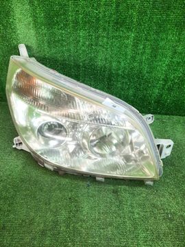 ФАРА НА TOYOTA RUSH J200E