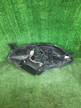 ФАРА НА TOYOTA VITZ KSP90