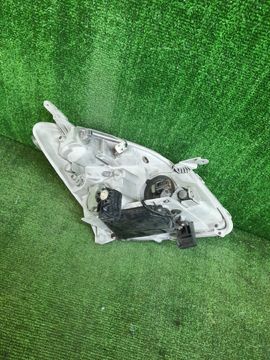 ФАРА НА TOYOTA COROLLA SPACIO NZE121N