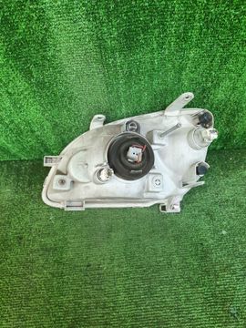 ФАРА НА TOYOTA RAUM EXZ10