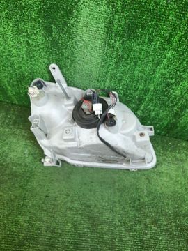 ФАРА НА TOYOTA RAUM EXZ10