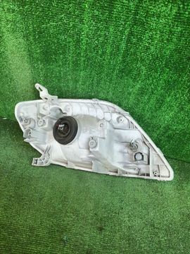 ФАРА НА TOYOTA COROLLA NZE121 