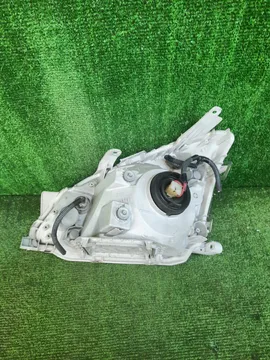 ФАРА НА TOYOTA PREMIO NZT240