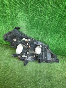ФАРА НА NISSAN PRESAGE TU31