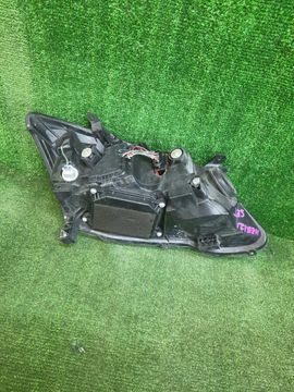 ФАРА НА TOYOTA COROLLA RUNX NZE121