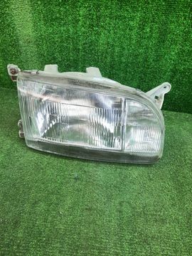 ФАРА НА TOYOTA HIACE KZH106G