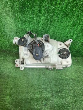 ФАРА НА TOYOTA HIACE KZH106G