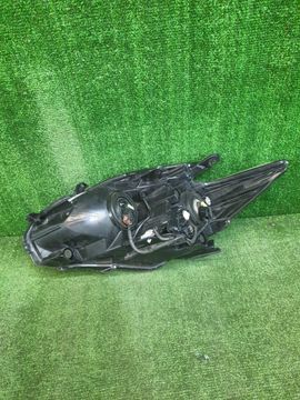 ФАРА НА TOYOTA PRIUS ZVW30