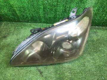 ФАРА НА TOYOTA HARRIER ACU30W