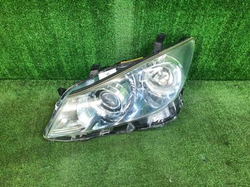ФАРА НА TOYOTA SAI AZK10