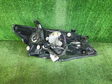 ФАРА НА TOYOTA SAI AZK10