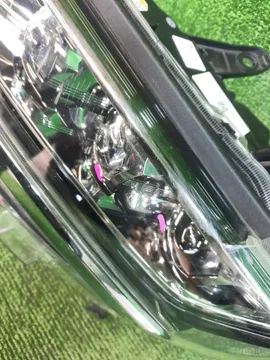 ФАРА НА TOYOTA ALPHARD AYH30W