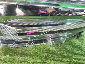 ФАРА НА TOYOTA ALPHARD AYH30W