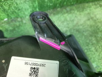 ФАРА НА NISSAN SERENA C26