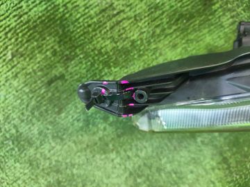 ФАРА НА TOYOTA NOAH ZRR80G