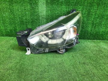 ФАРА НА MAZDA DEMIO DJ5FS
